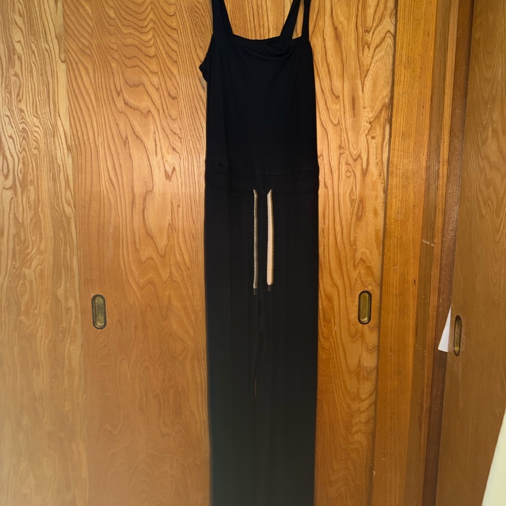 Vuori wide leg jumpsuit BLACK Size M
